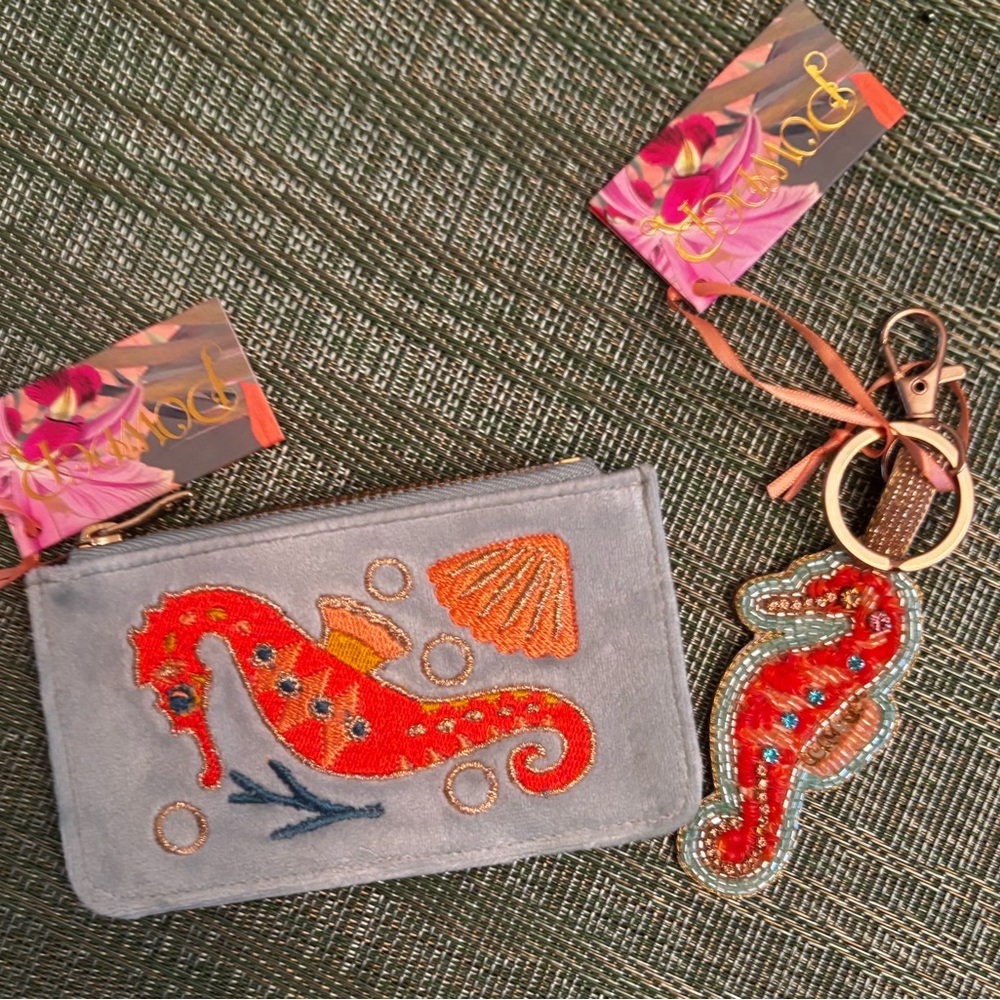 Sparkling Seahorse Keyring & Cardholder Set